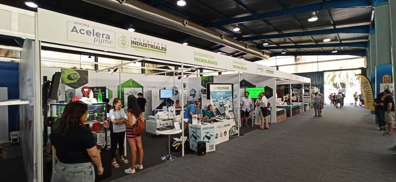 Showroom tecnológico 2023 organizado por el COIIAS en FIDMA.